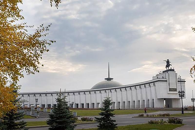 Фотовыставка, посвященная защитникам столицы