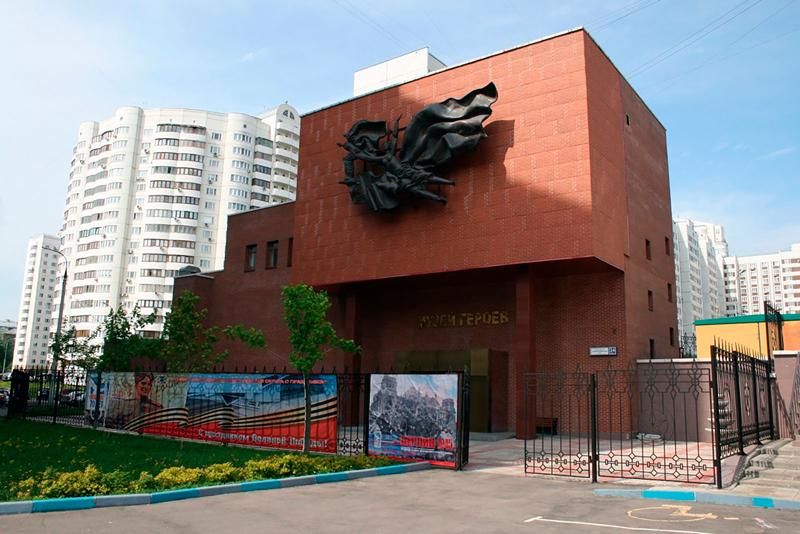 Показ фильма «Защитники искусства»