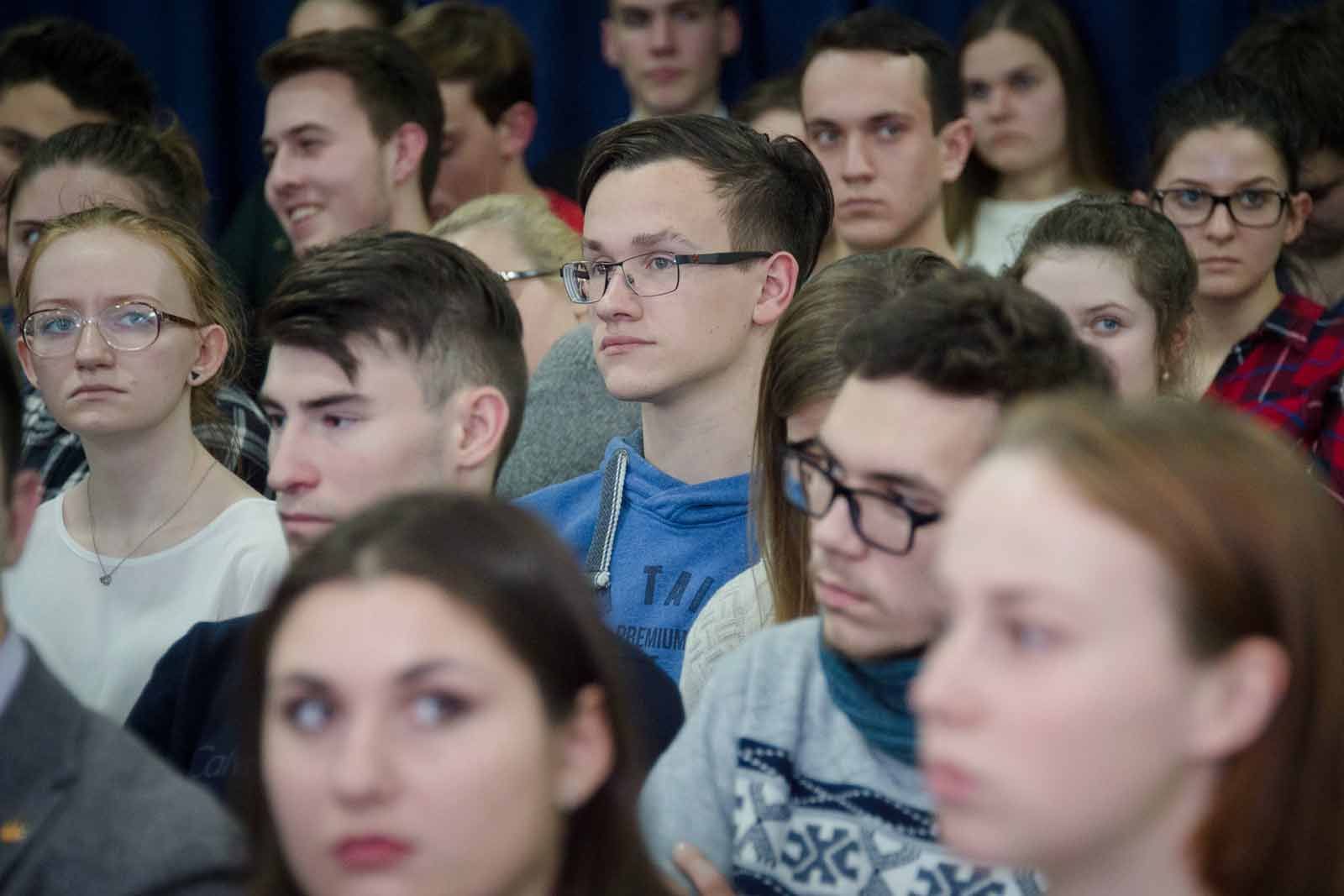 Обсуждение спектакля «Идеальный муж»