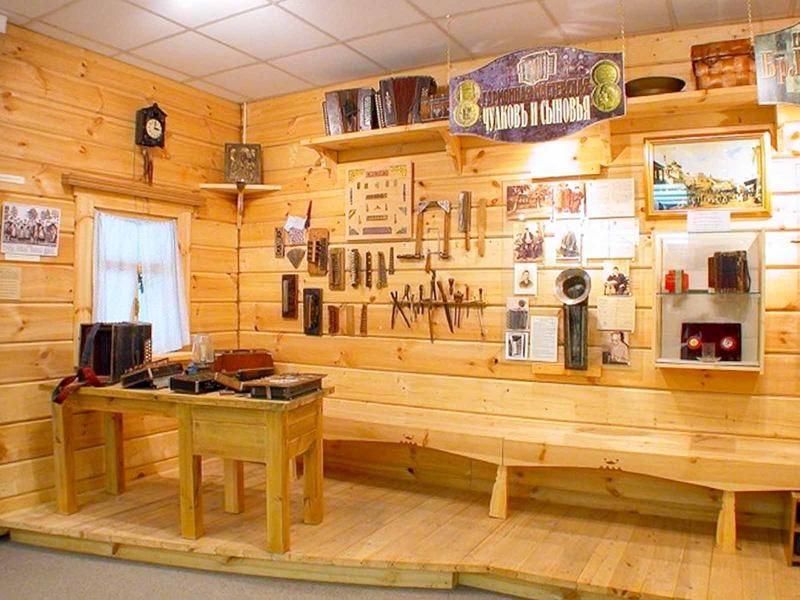 Основная экспозиция Музея русской гармоники Альфреда Мирека