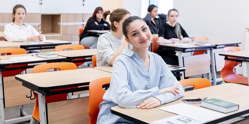 В Москве начался дополнительный период сдачи ЕГЭ