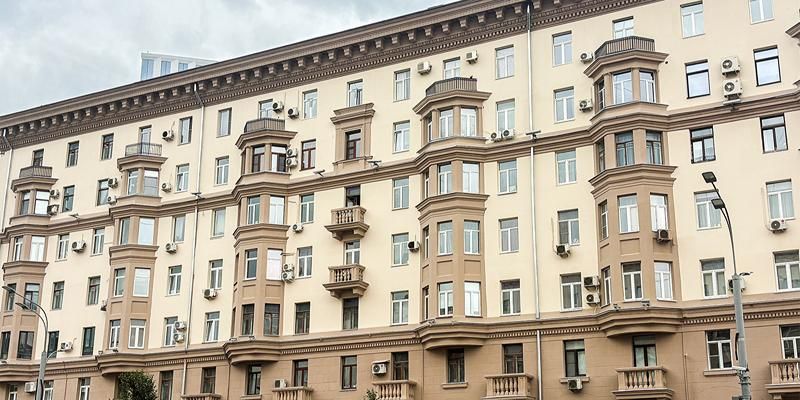 В этом году в Москве капитально отремонтируют около 30 жилых домов с эркерами
