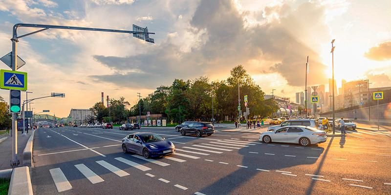 Более 500 крупных проектов по переразметке московских дорог реализовал ЦОДД за 10 лет