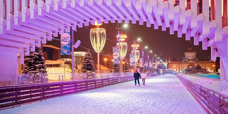 Ночь на катке: ВДНХ приглашает покататься под звездами