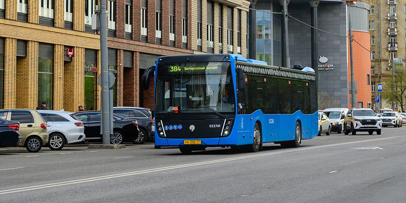 Работа наземного транспорта в семи округах столицы изменится с 23 и 25 мая