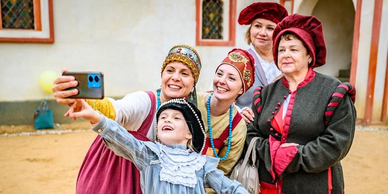 Мир ремесел и сказок: кинопарк «Москино» приглашает на фестиваль «Традиция»