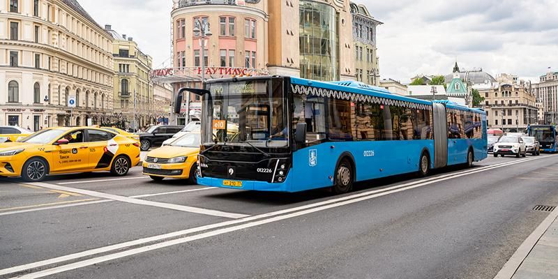 В районе новых станций Троицкой линии метро изменилось восемь маршрутов наземного транспорта
