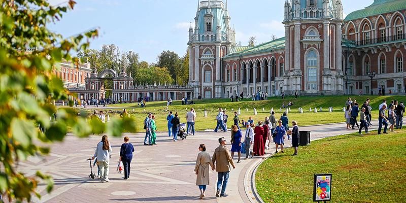 Патриотический турнир и танцевальный фестиваль: как пройдут выходные в парках