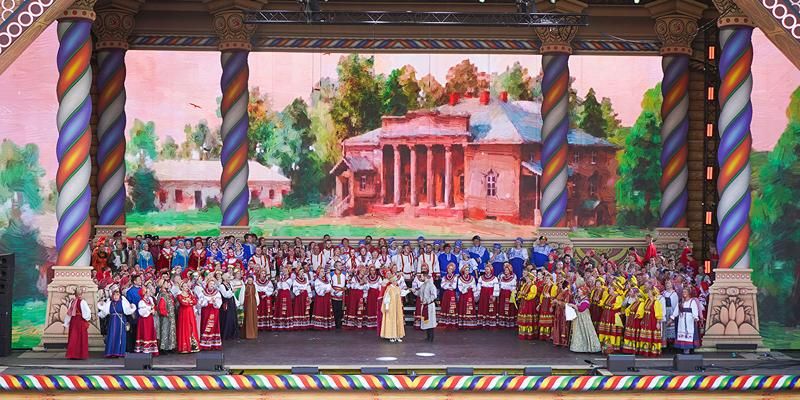 Конкурсы чтецов, гала-концерты и творческие мастер-классы: каким будет 15-й фестиваль «Русское поле»