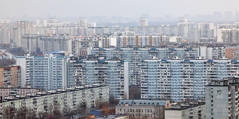 В Москве начались работы по ремонту подъездов жилых домов