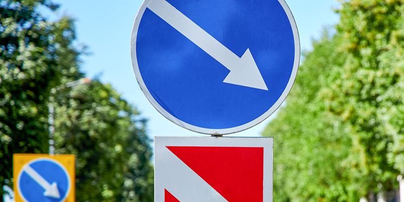 В каких округах Москвы временно изменится схема движения транспорта
