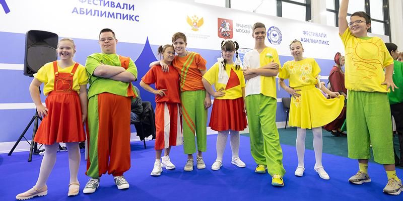 Поддержка людей с синдромом Дауна: как Москва и столичные НКО помогают горожанам с особенностями здоровья