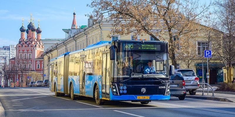 Свыше 280 тысяч поездок по будням совершается на экспресс-маршрутах наземного транспорта