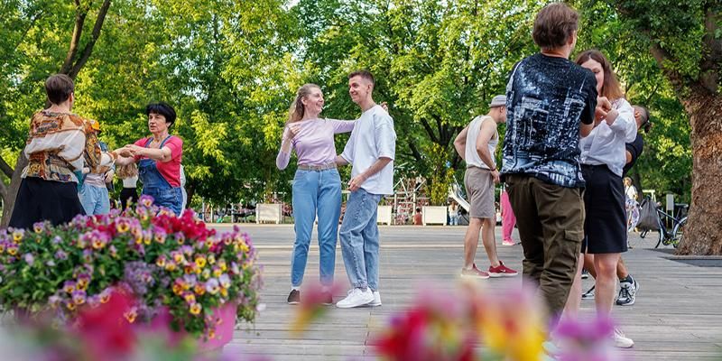 Интересные выходные для всей семьи: какие мероприятия пройдут в рамках фестиваля «Лето в Москве. Все на улицу!»