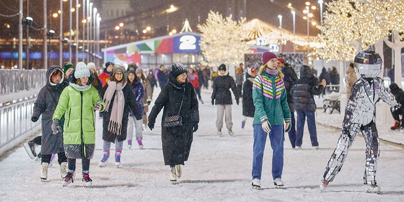 Джаз, исторические инсталляции, бассейны под открытым небом: как прошел 2023 год в столичных парках