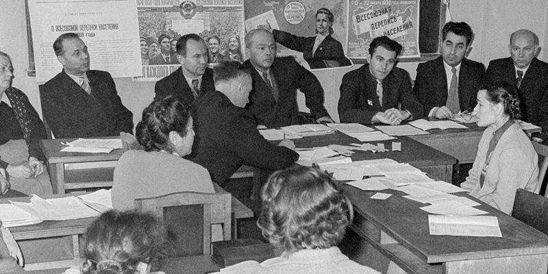 ЭВМ считает цифры: Главархив — о переписи населения в 1959 году