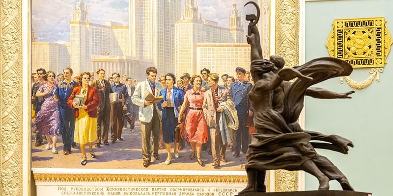 На ВДНХ открылась экспозиция Третьяковской галереи