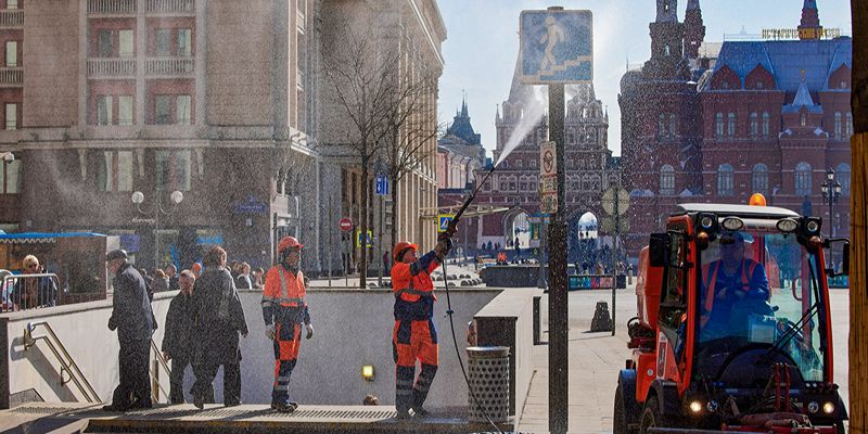 До конца апреля в столице промоют более тысячи пешеходных переходов