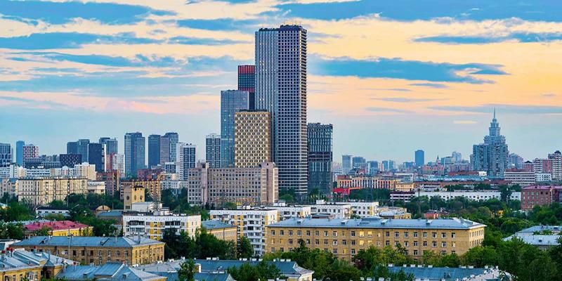 Москва подготовила программу мероприятий к 70-летию Дня строителя