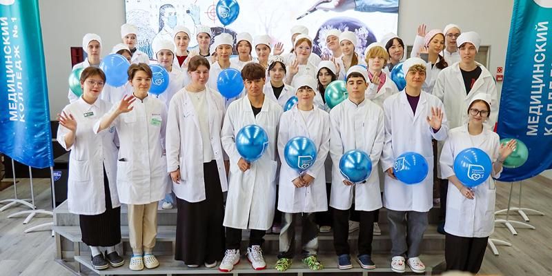 Почти 5,5 тысячи студентов будут изучать медицину в московских колледжах