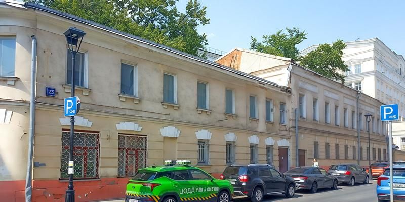 Инвестор сможет открыть гостиницу в Леонтьевском переулке по льготной программе