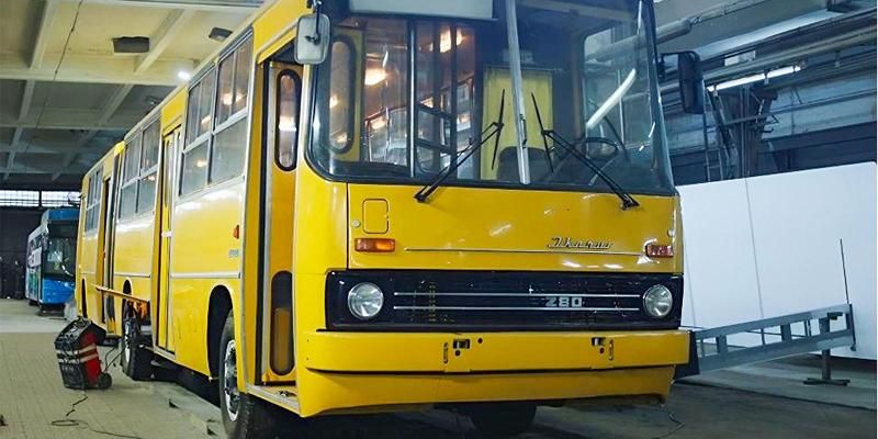 Отреставрированный автобус «Икарус-280» представят в Музее транспорта Москвы