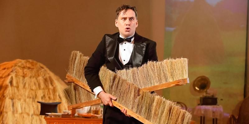 От Чехова до Уайльда: планируем вечер в театре «Школа драматического искусства» с «Мосбилетом»