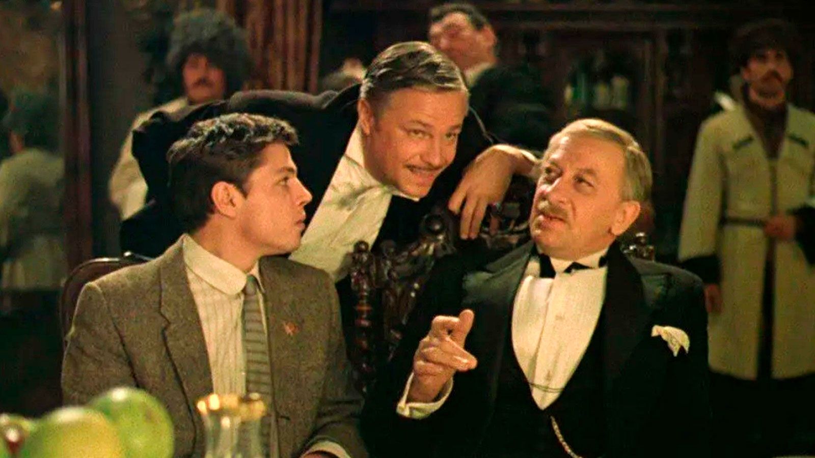 Человек, которого любили все: 100 лет со дня рождения Евгения Евстигнеева