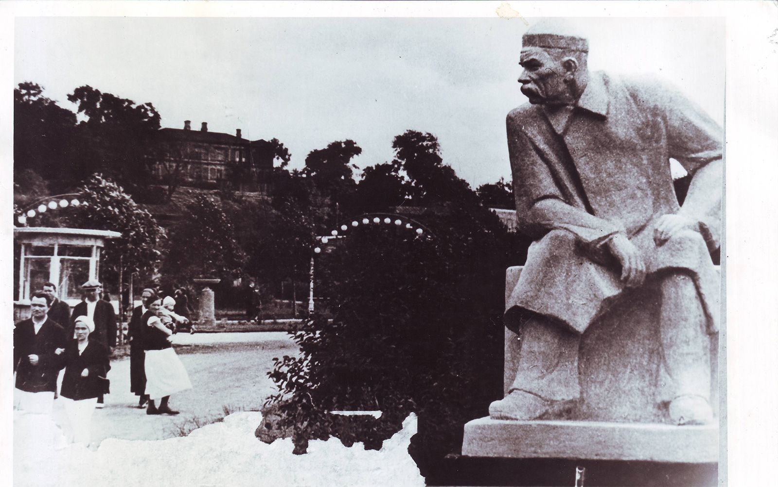 Скульптура «М. Горький». 1932 год. Главархив Москвы