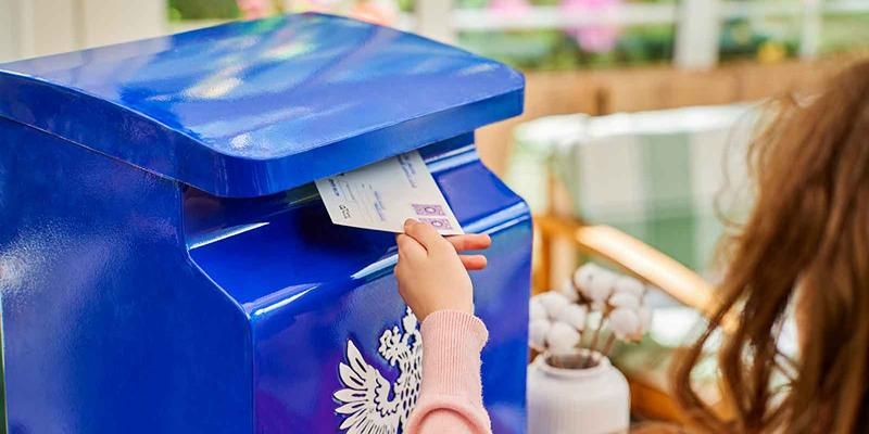 В парках Москвы можно сделать открытку и поддержать участников СВО