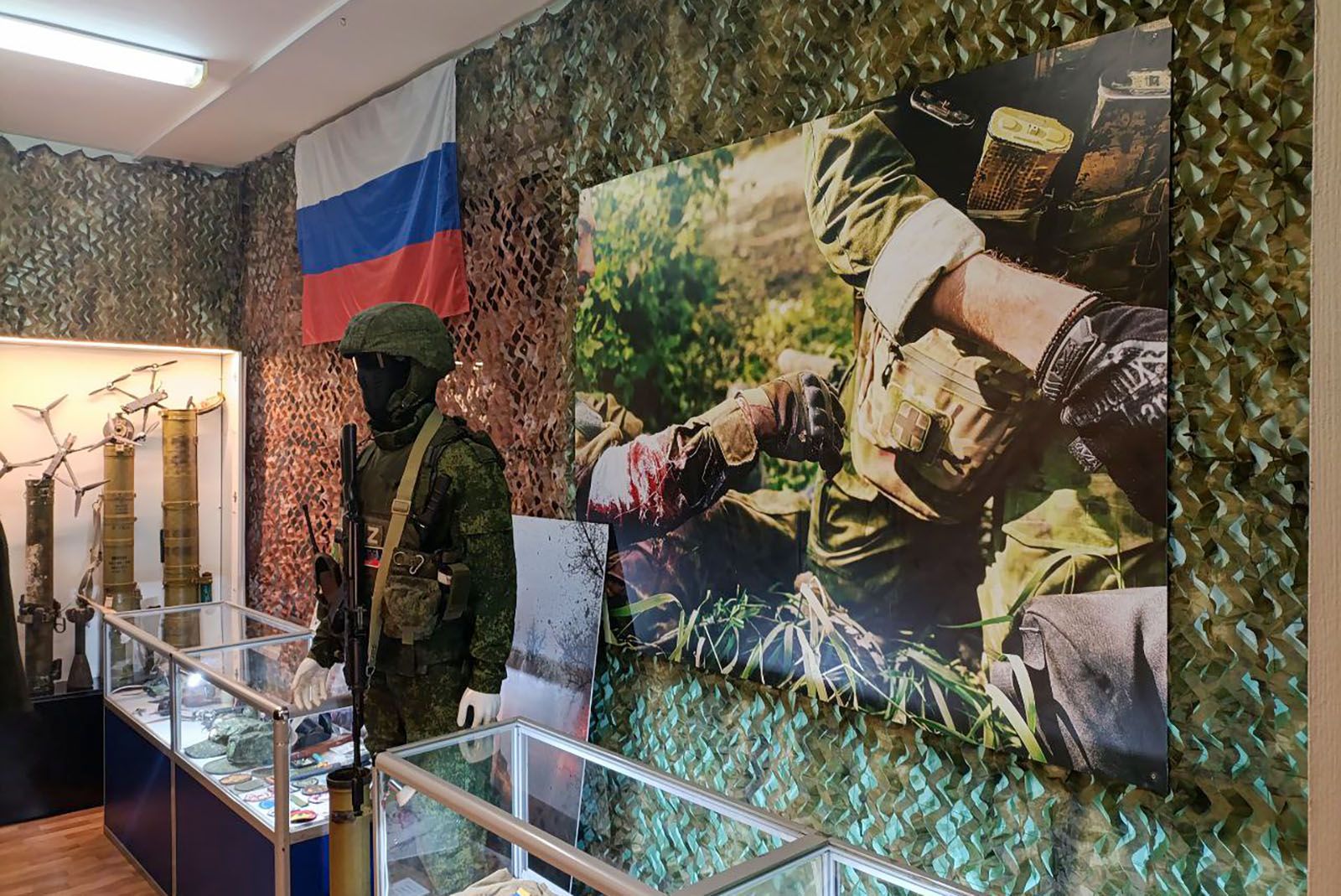 Винт истребителя и военная форма: какие предметы находятся в экспозиции музея «Герои и подвиги»