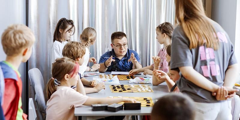 Как коворкинг-центры НКО работают с инклюзивными посетителями