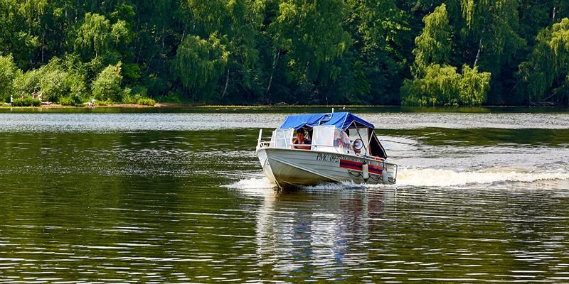 Спасатели усилили патрулирование Москвы-реки и городских водоемов из-за жары