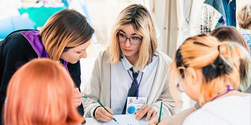 Более 12 тысяч столичных школьников посетили профориентационный фестиваль «ПроПрофессии и ПроВозможности»