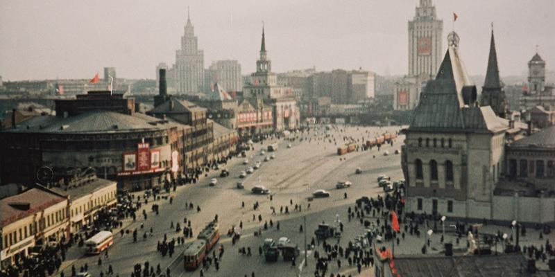 От «Заставы Ильича» до «Ночного дозора»: на Арбате пройдет выставка «Москва в кадре»