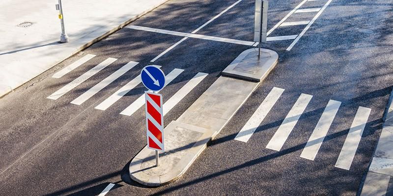 В Москве обновили дорожную разметку