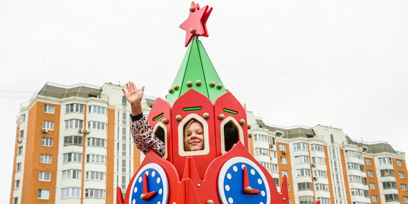 Какие необычные детские площадки появились в Москве в 2023 году