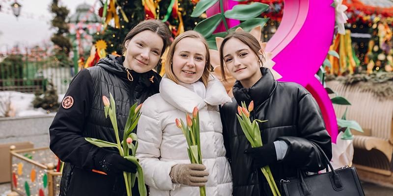 «Вам, любимые»: молодежь Москвы и волонтеры поздравят женщин с 8 Марта