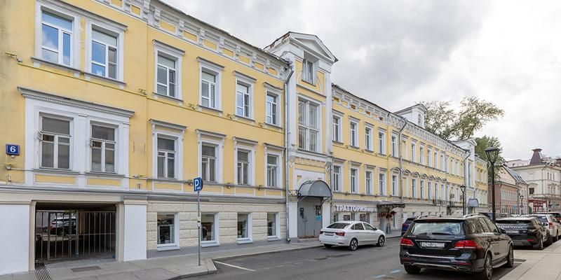 Предприниматели выкупили у города два помещения в историческом здании в Басманном районе