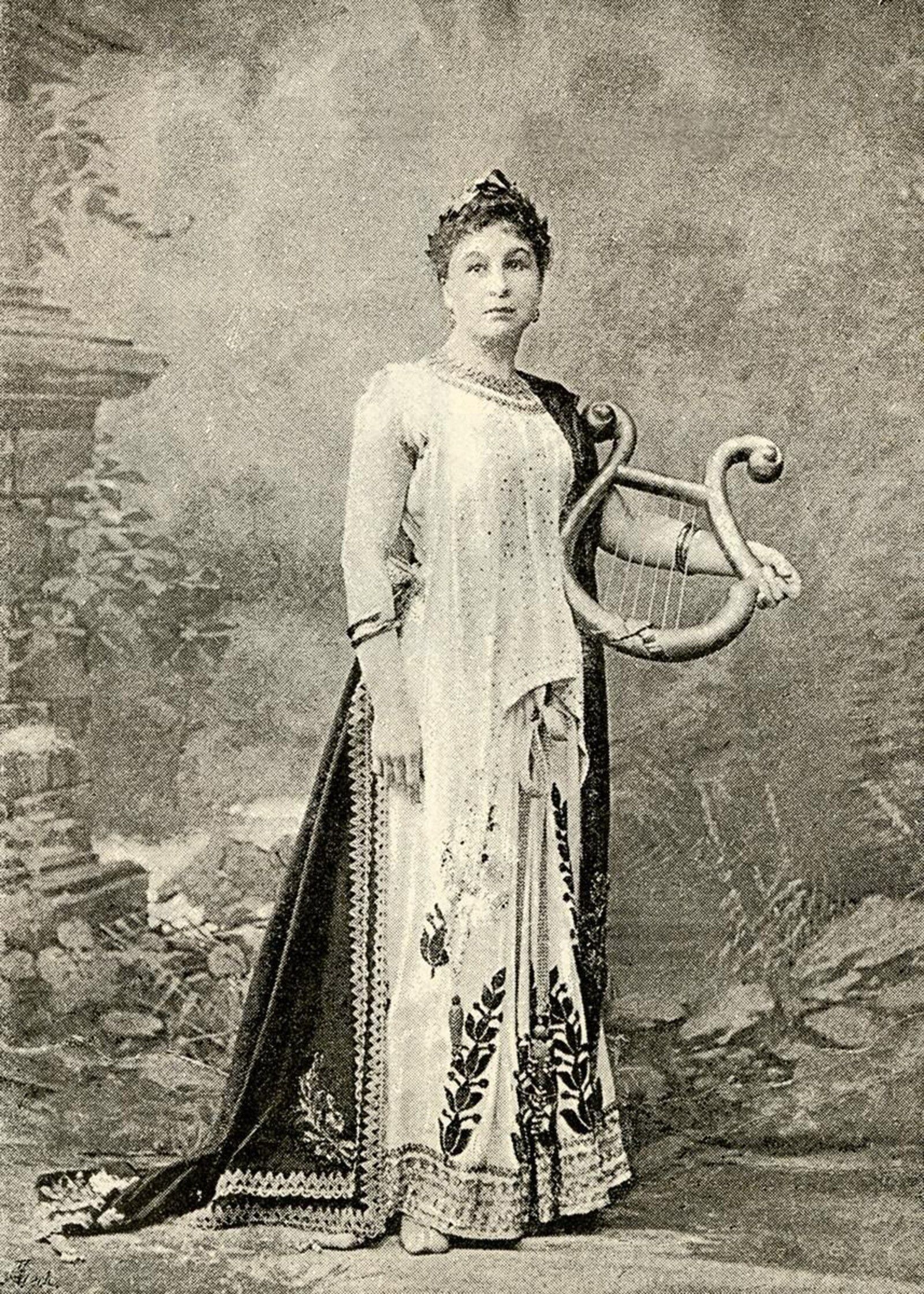М.Н. Ермолова в роли Сафо. Императорский Малый театр. 1892, Москва. Главархив Москвы