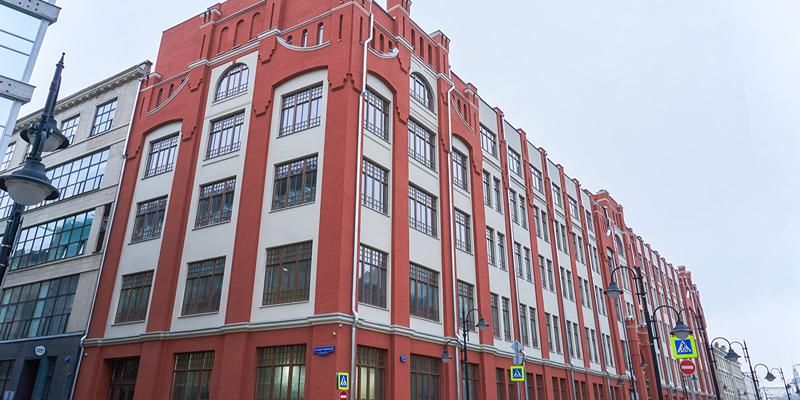 Завершилась реставрация фасадов главного корпуса типографии Сытина на Пятницкой улице