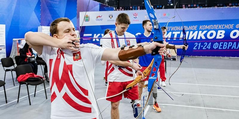 Бесплатные тренировки и приоритетная регистрация: как Москомспорт поддерживает участников СВО