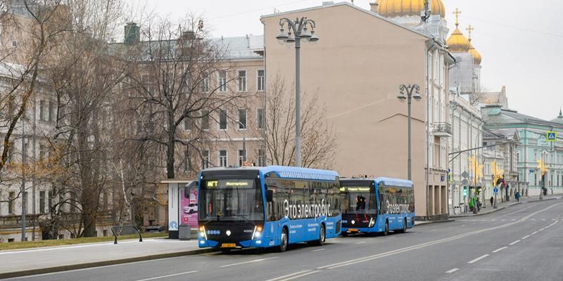 Каждый пятый маршрут наземного транспорта в Москве обслуживают электробусы