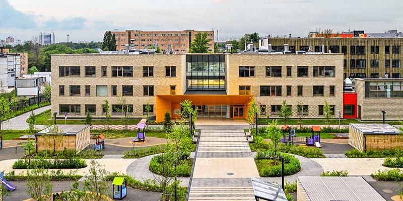 За пять лет на юге столицы построили 25 объектов образования