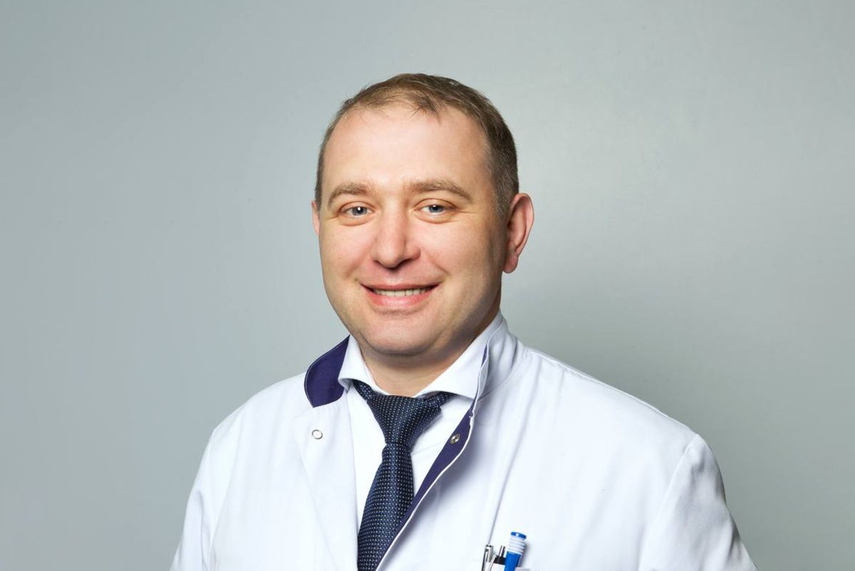 Руслан Алиханов, заведующий отделением трансплантации органов и&nbsp;(или) тканей человека МКНЦ имени А.С.&nbsp;Логинова 