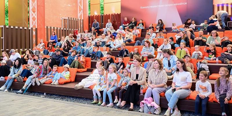 Рекордная посещаемость и спецпоказы: как прошло лето в кинотеатре «Кинопорт» на Северном речном вокзале