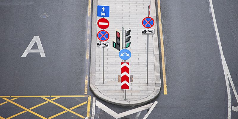 Пять новых выделенных полос для городского транспорта открыли в Москве