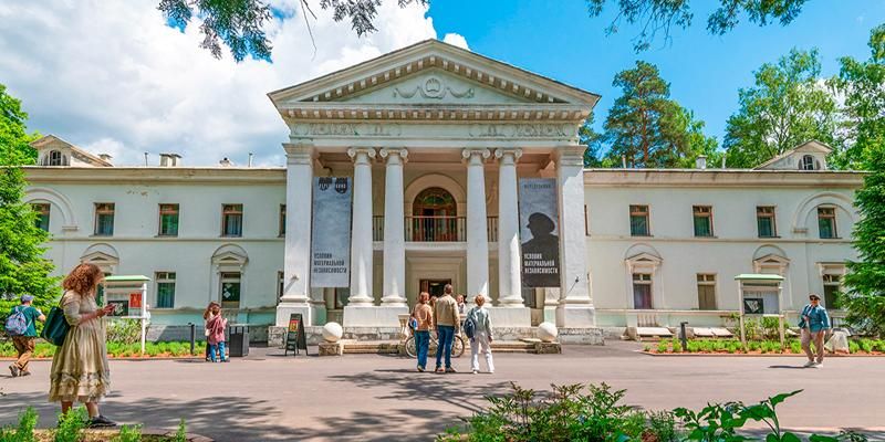 Найти вдохновение и вернуться в прошлое. Гуляем по писательскому поселку Переделкино