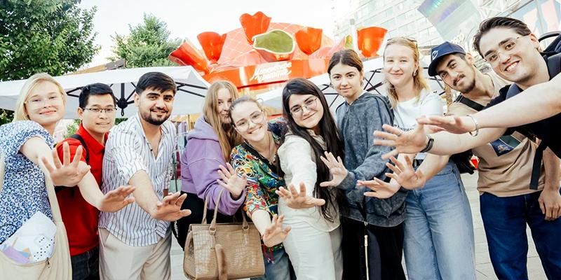 Жителей столицы приглашают познакомиться с русской культурой на мероприятиях проекта «Молодежь Москвы»