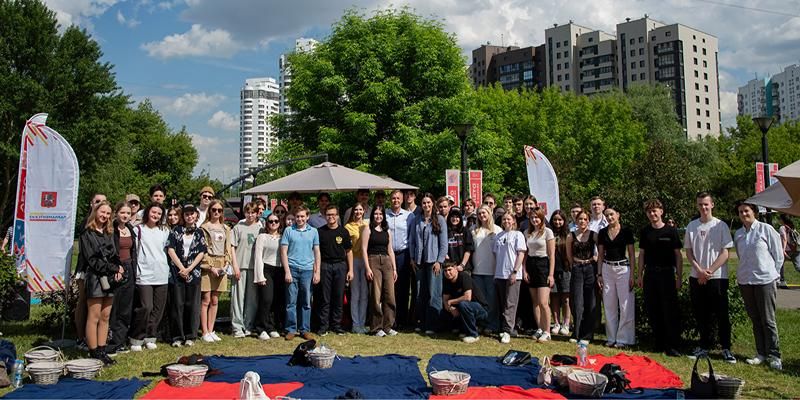 Московскую молодежь приглашают на встречи с участниками СВО, общественниками и политиками